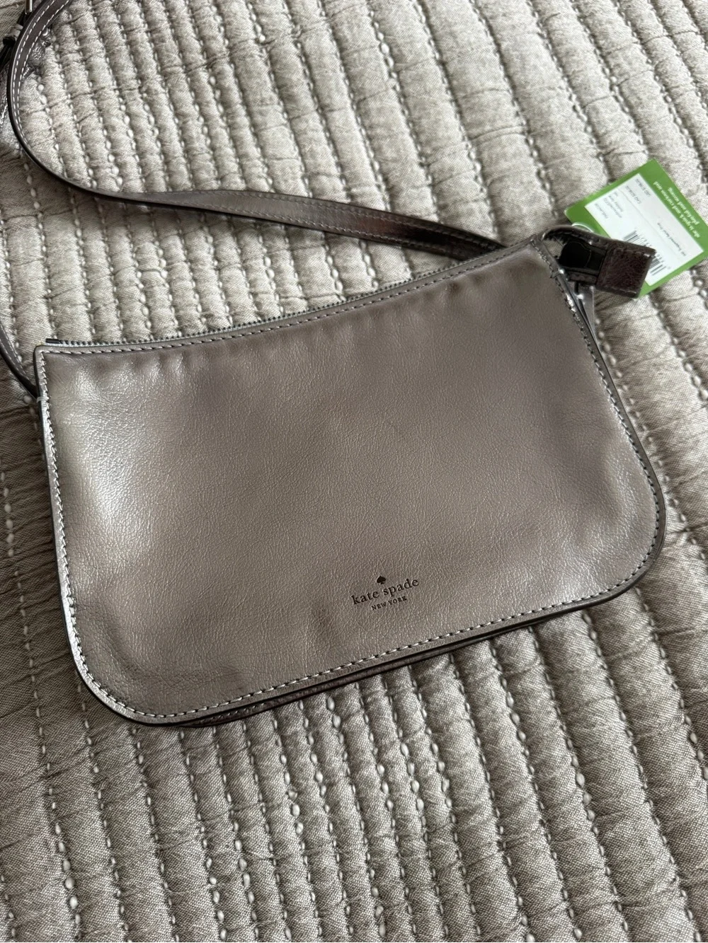 KATE SPADE NWT, PEWTER METALIC LEATHER WOMENS CROSSBODY BAG